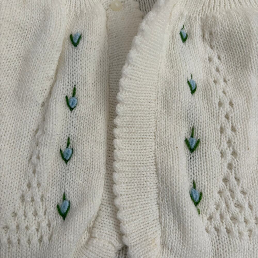 Vintage Hand Knit Baby Hooded Cardigan Cream Pointelle Floral Embroidery Pixie - Picture 4 of 4